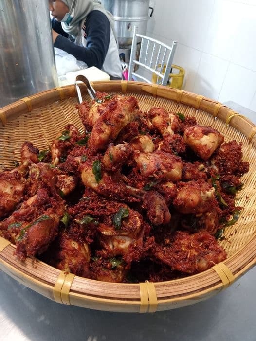 Spiced Marinated fried chicken