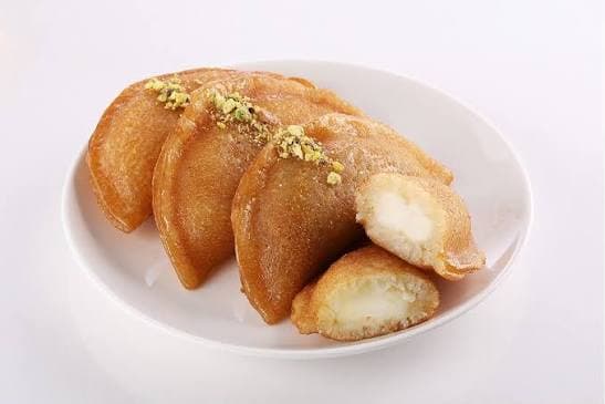 Cheese Atayef - Sweet Stuffed Pancakes - 2