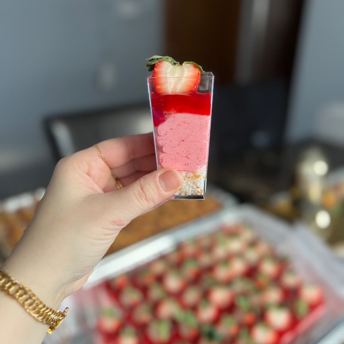 Cheesecake cups photo
