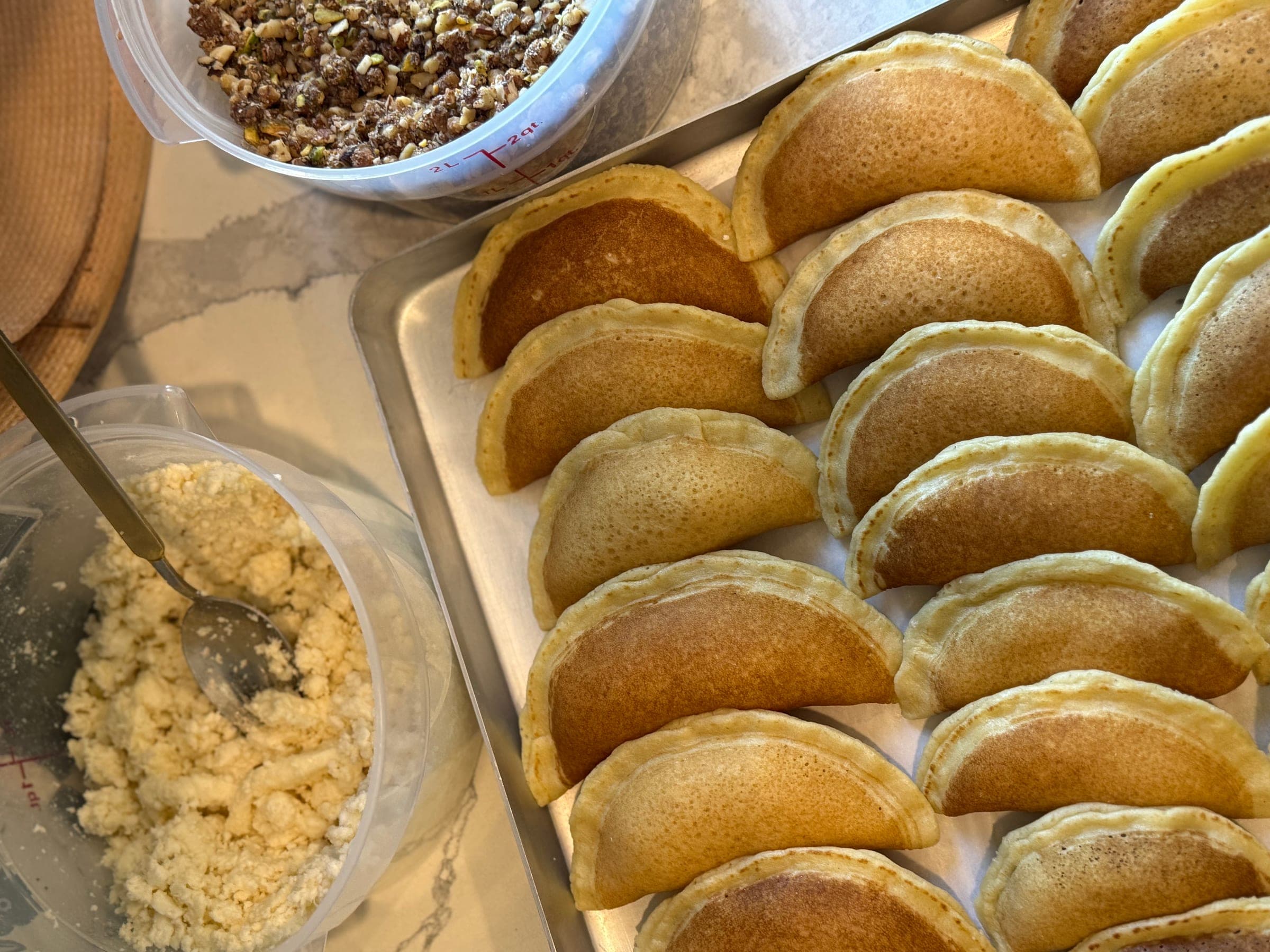 Stuffed qatayef - 4