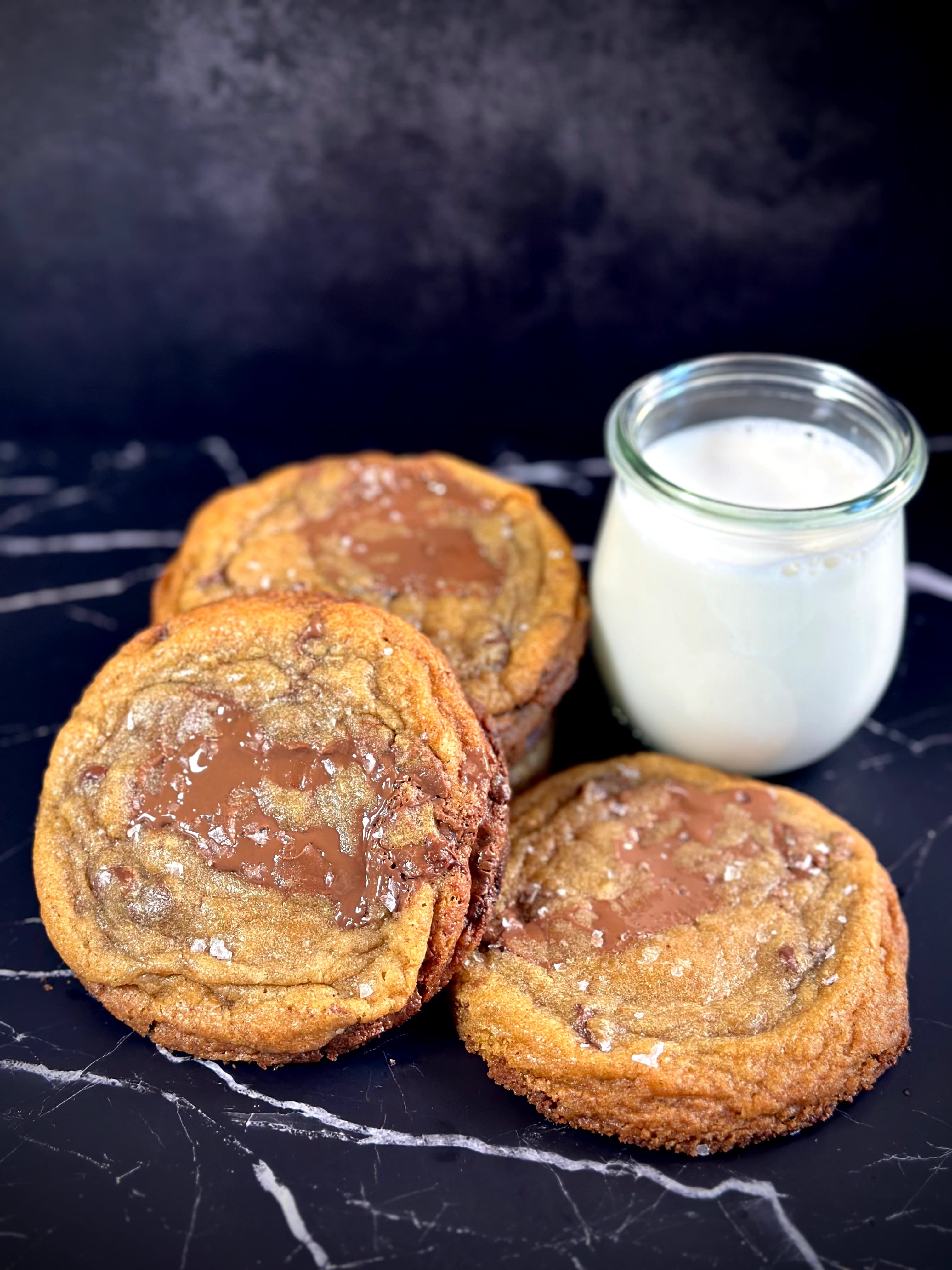 Gooey Chocolate Chip Cookie