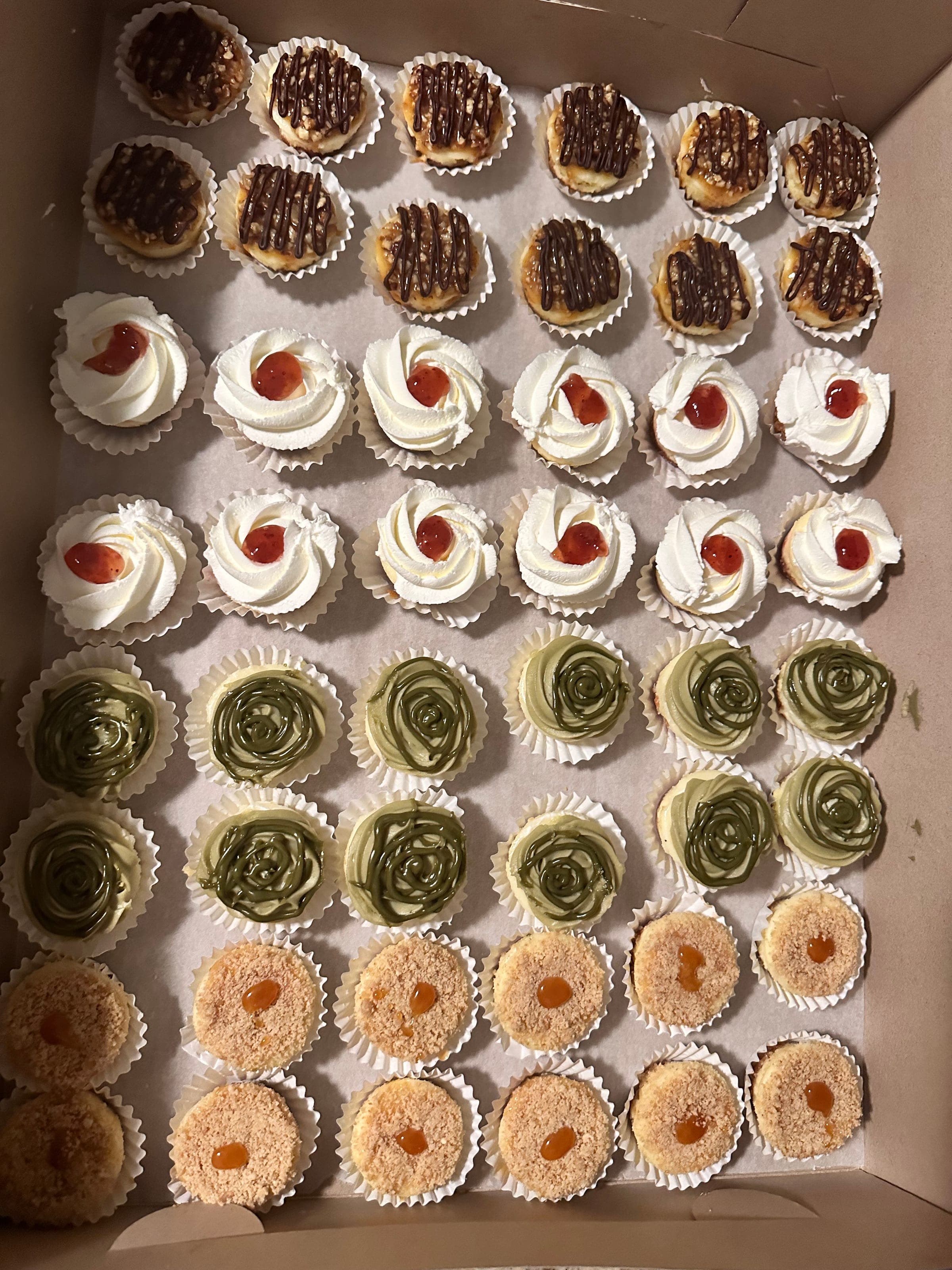 Assorted Mini Cheesecake