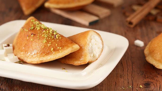 Cheese Atayef - Sweet Stuffed Pancakes