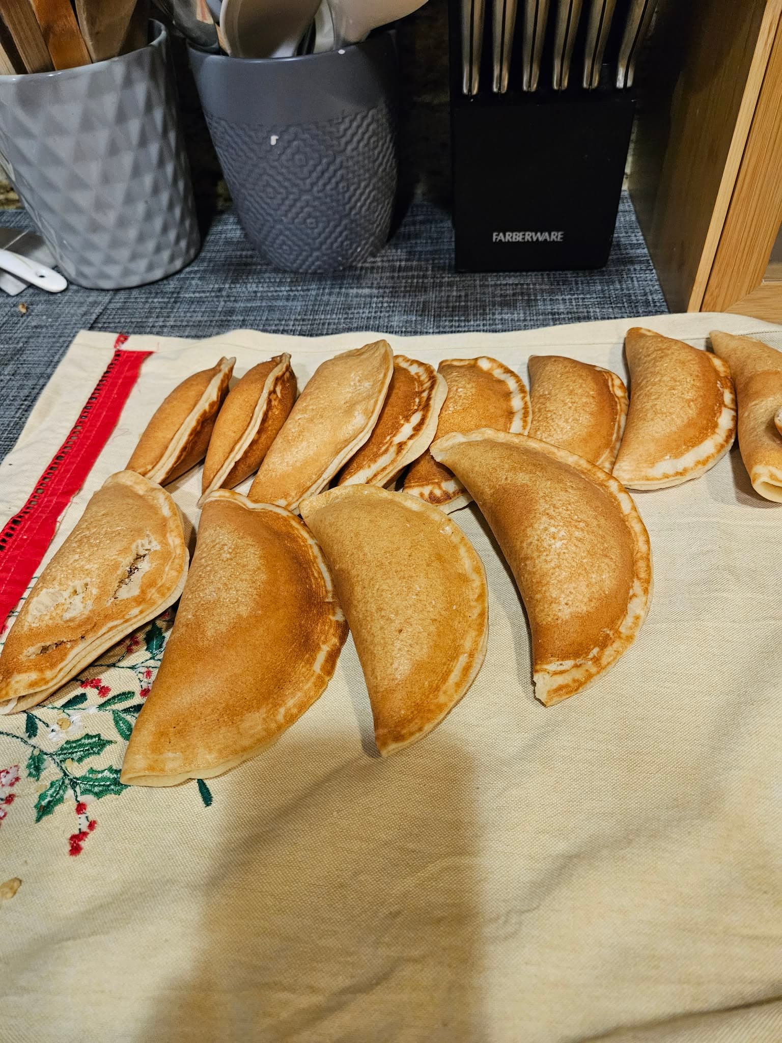 Atayef - Sweet Stuffed Pancakes - 2