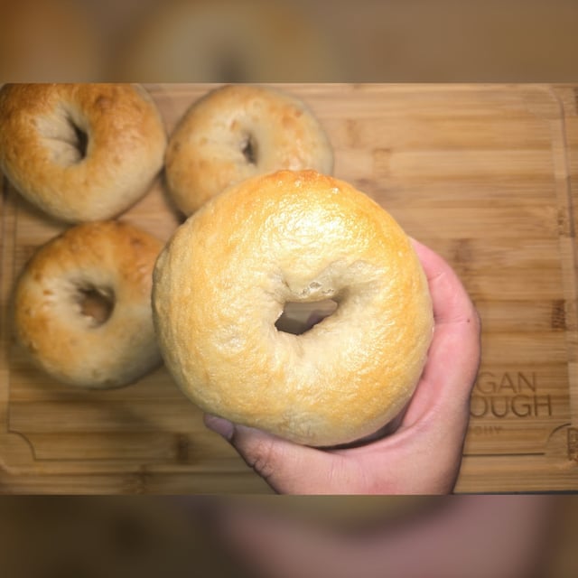 Organic Sourdough Plain Bagels (4 Pack)