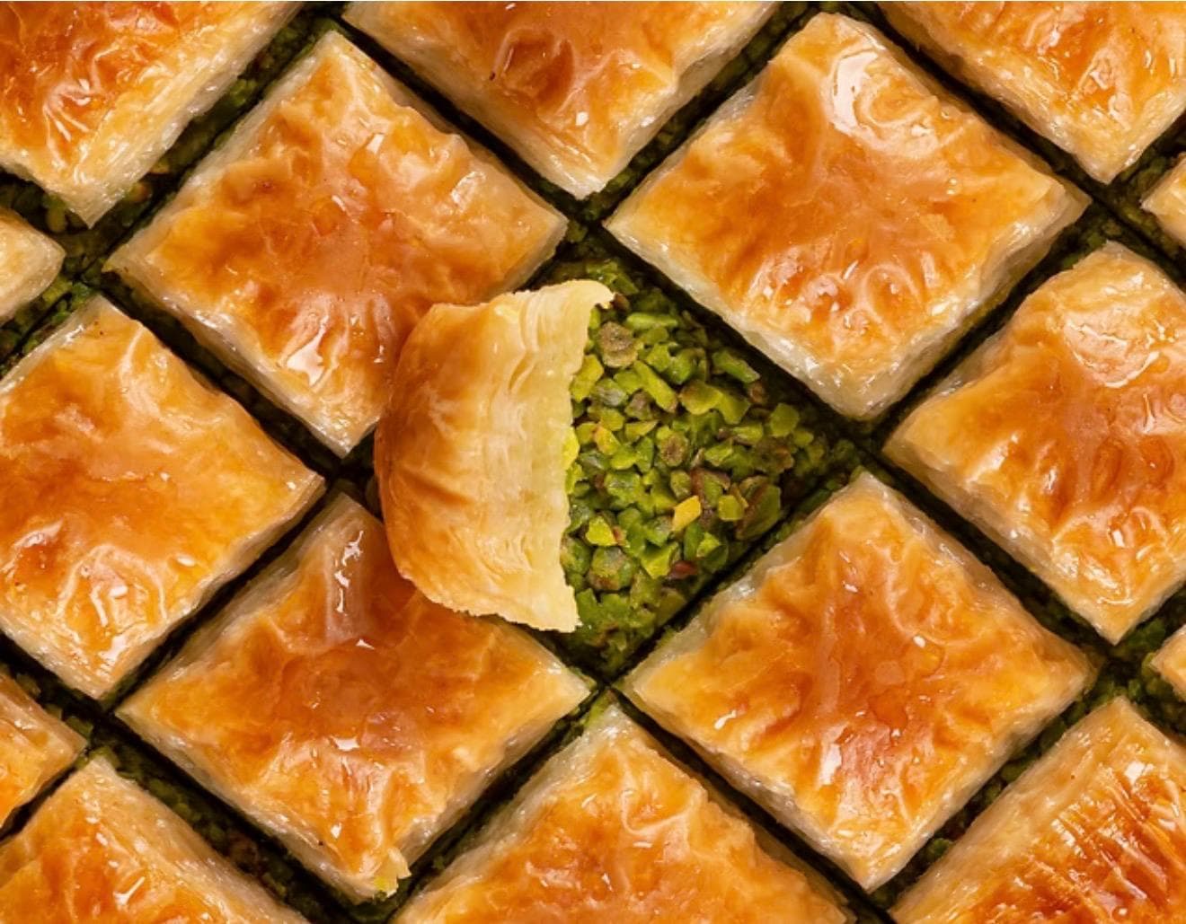 Grand Square Turkish Baklava